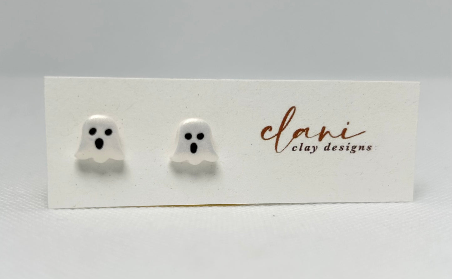 Ghost stud